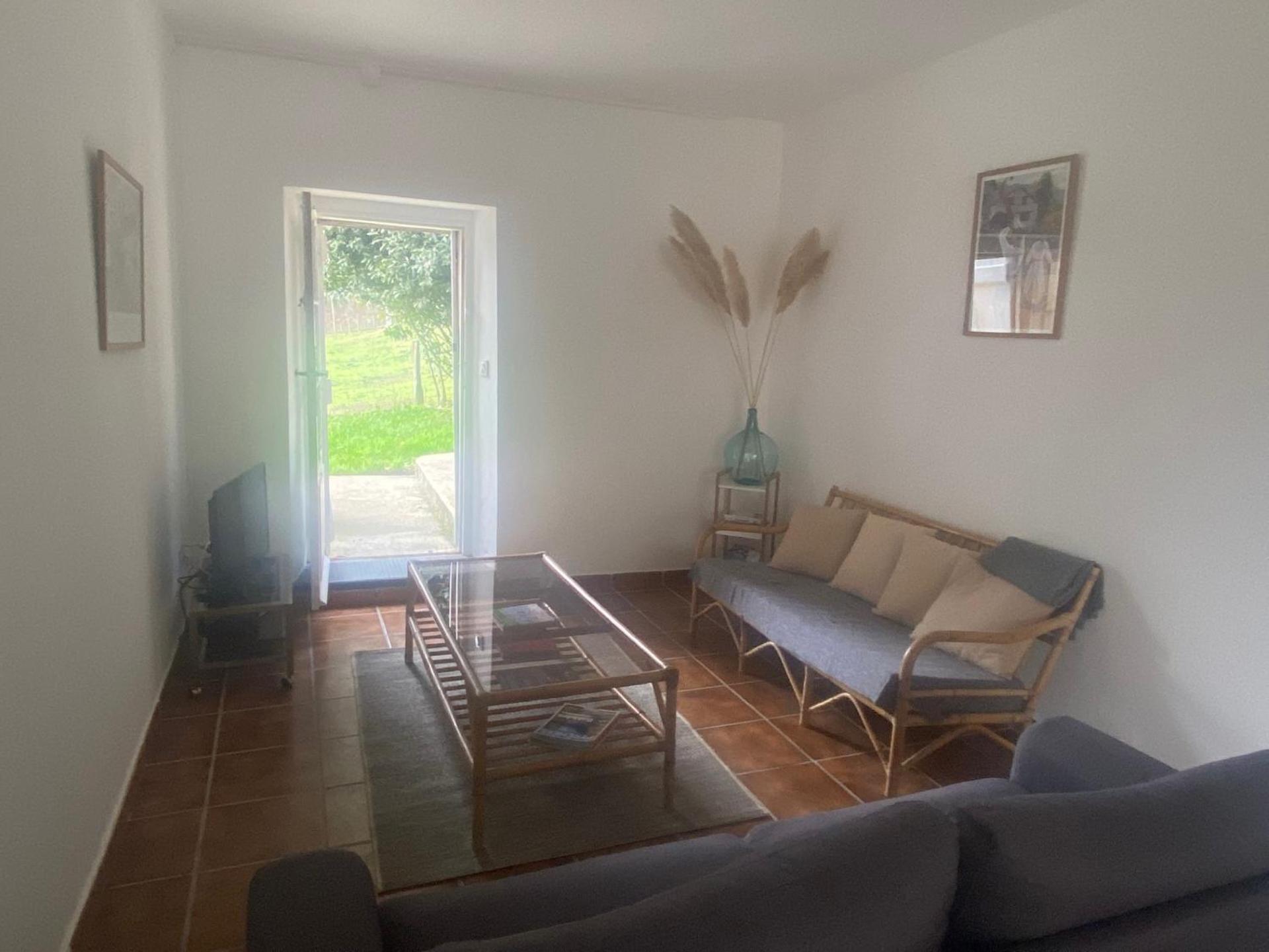 Gite Guiroya Saint-Jean-le-Vieux  Екстер'єр фото